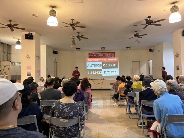 由轄區第四救災救護大隊新店分隊講解，火災認識及防止之消防知識