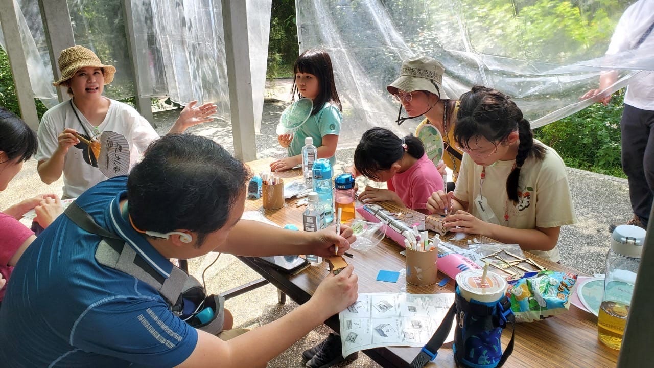 親子同樂，DIY彩繪音樂盒