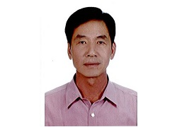 屈尺里唐萬居里長